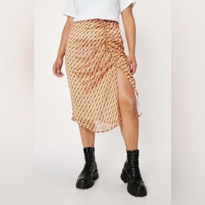 Plus Size Retro Print Ruched Side Midi Skirt